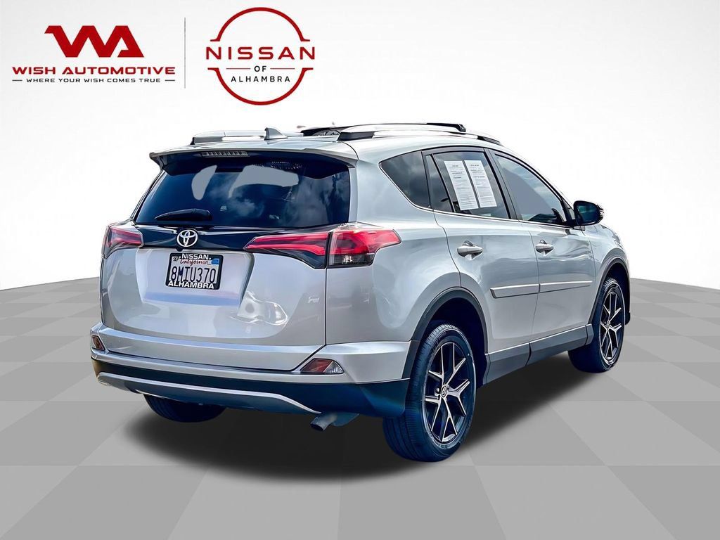 Used 2016 Toyota RAV4 SE FWD image 7