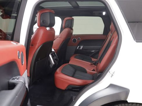 Used 2020 Land Rover Range Rover Sport HST image 16