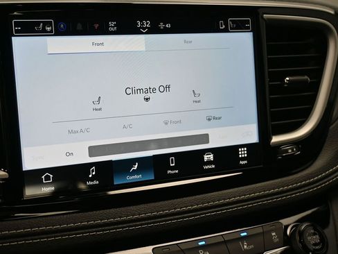 New 2026 Chrysler Pacifica Select image 21