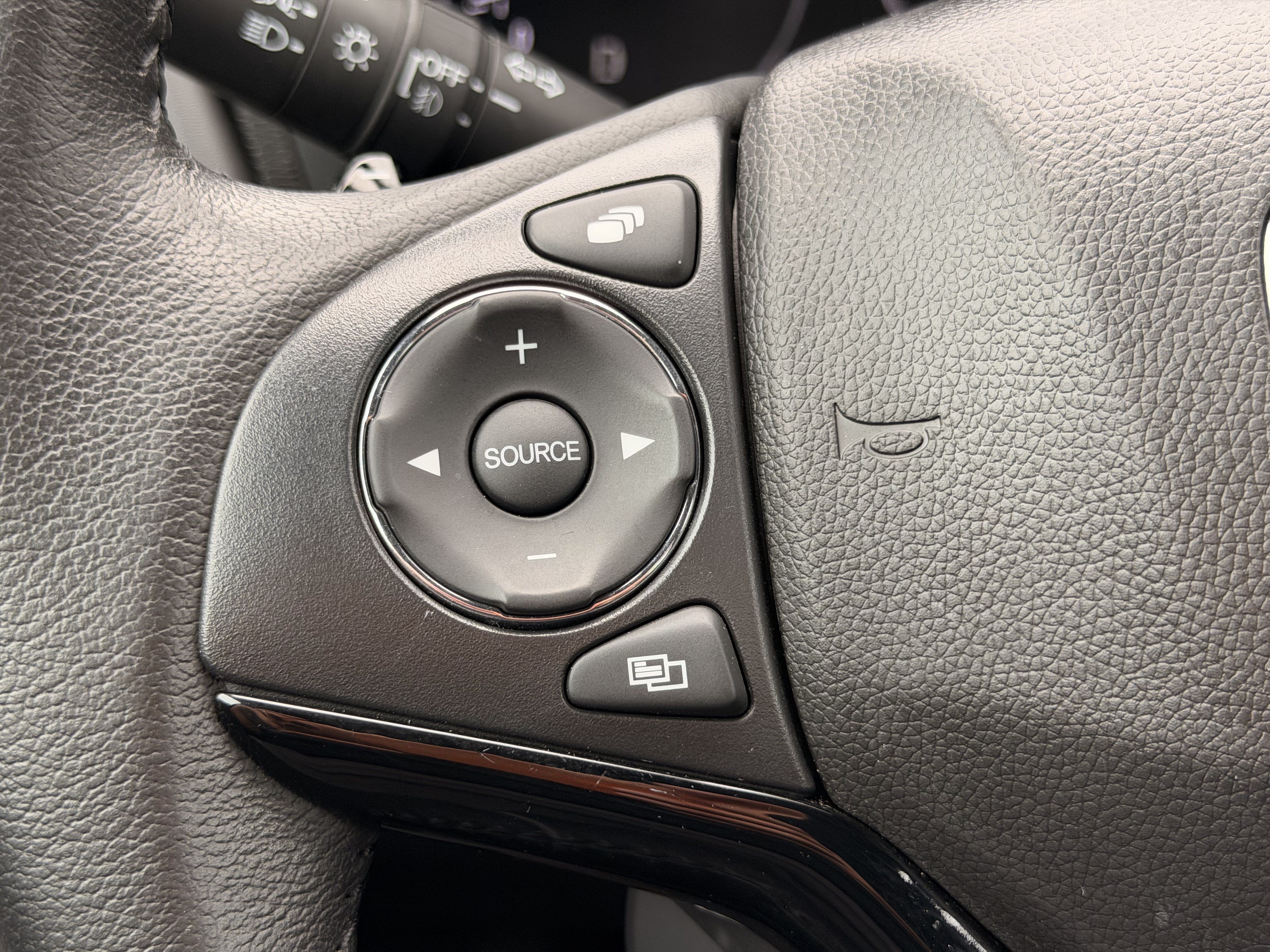 Used 2020 Honda HR-V Sport image 25