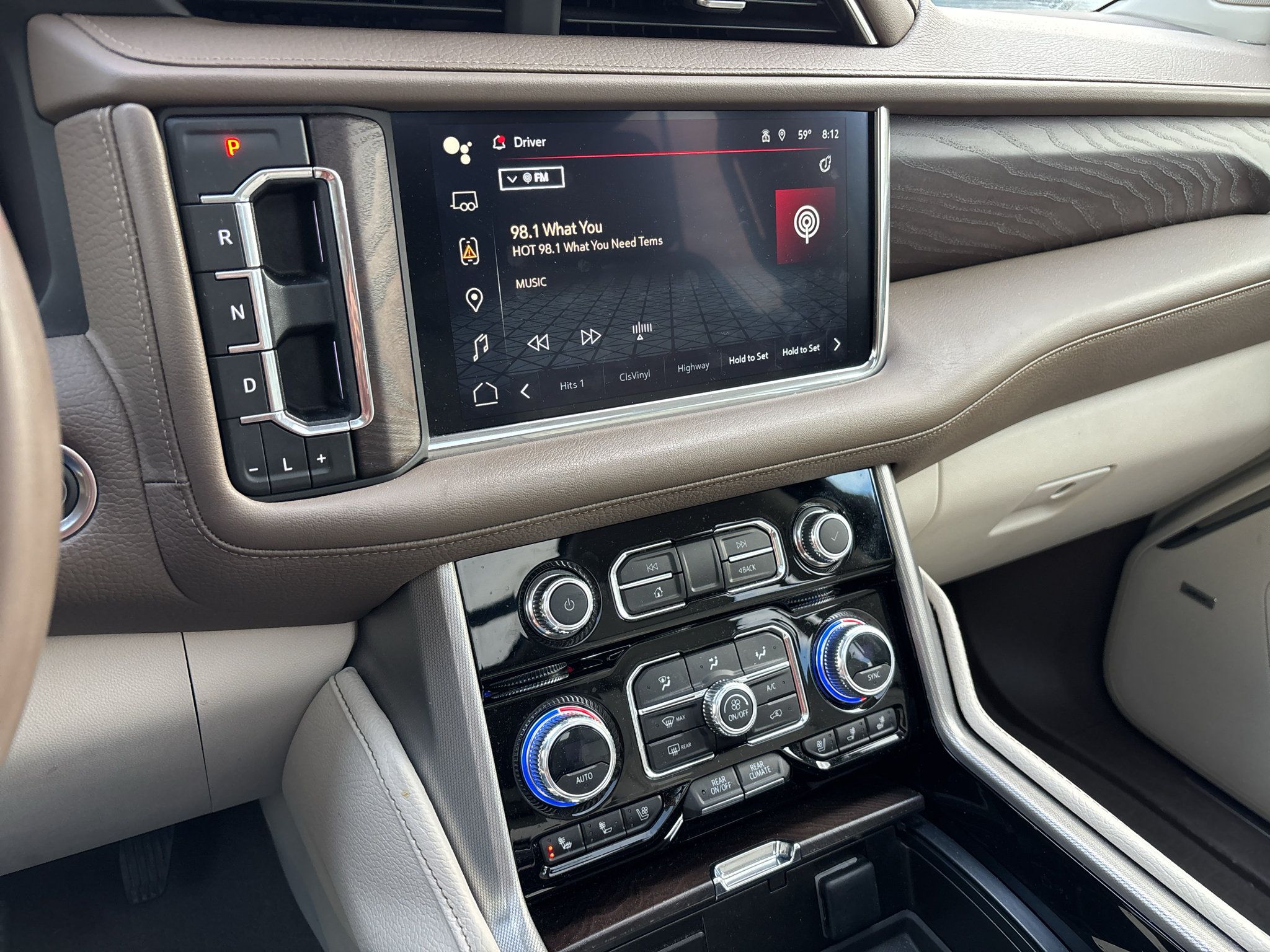 Used 2023 GMC Yukon Denali AWD/4WD image 22