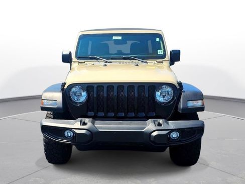 Used 2022 Jeep Wrangler Unlimited Sport AWD/4WD image 2