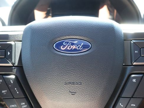 Used 2020 Ford Expedition Limited w/ Equipment Group 302A AWD/4WD image 28