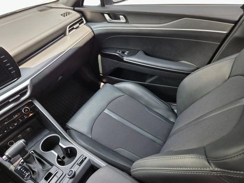 Used 2024 Kia K5 GT-Line w/ GT-Line Premium Package FWD image 17