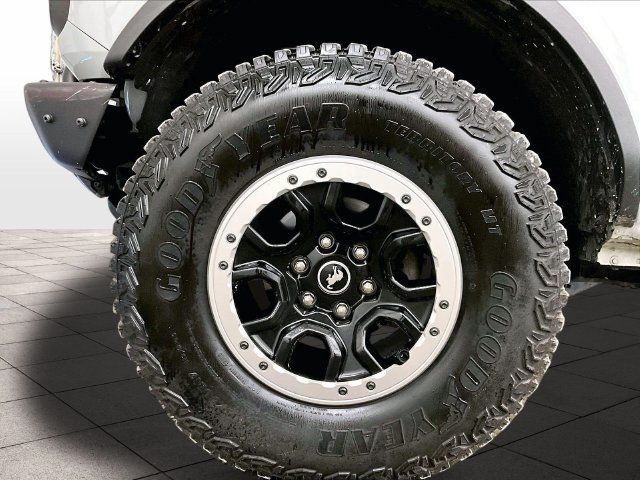 Used 2022 Ford Bronco 4-Door w/ Sasquatch Package AWD/4WD image 8