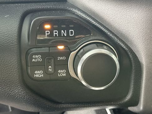 Used 2020 RAM 1500 Big Horn AWD/4WD image 24