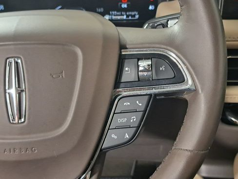 Certified 2022 Lincoln Nautilus Reserve AWD/4WD image 26