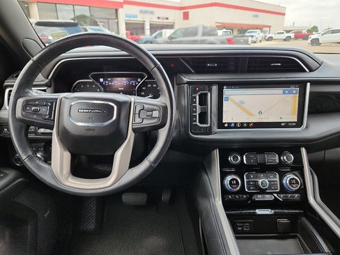 Used 2021 GMC Yukon Denali AWD/4WD image 11
