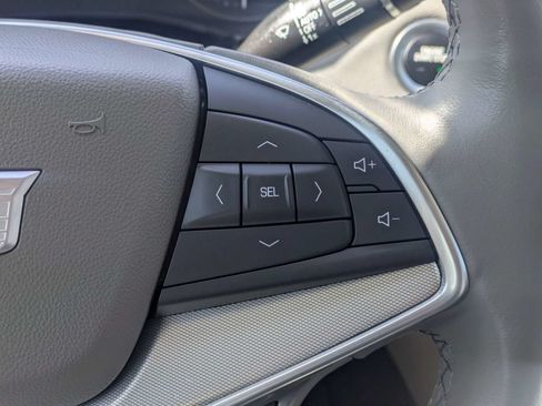 Used 2022 Cadillac XT5 Premium Luxury w/ Technology Package FWD image 28