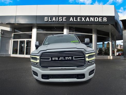 Used 2024 RAM 2500 Laramie w/ Safety Group image 9
