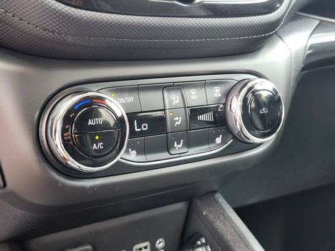 Used 2023 Chevrolet TrailBlazer LT w/ Convenience Package AWD/4WD image 20