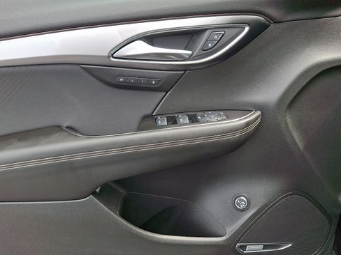 Used 2024 Buick Envision Sport Touring AWD/4WD image 11