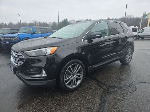 Certified 2022 Ford Edge Titanium image 3
