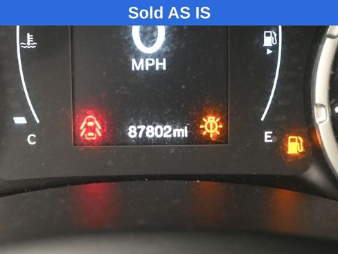 Used 2018 Jeep Renegade Latitude FWD image 37