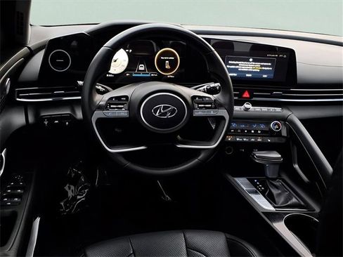 Used 2023 Hyundai Elantra Limited w/ Cargo Package image 22