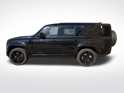 New 2026 Land Rover Defender 130 X-Dynamic SE AWD/4WD image 4