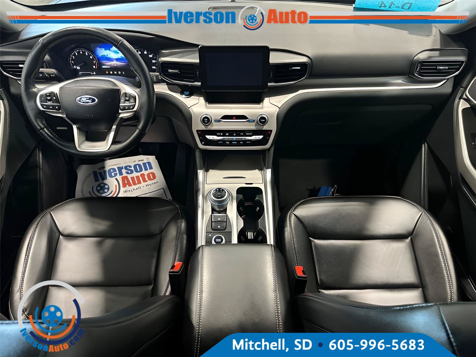 Used 2024 Ford Explorer XLT w/ Equipment Group 202A AWD/4WD image 26
