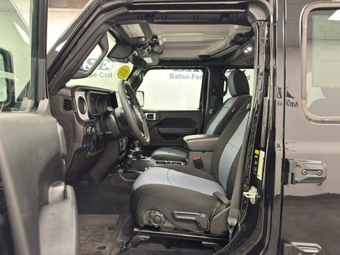 Used 2024 Jeep Wrangler Unlimited w/ Convenience Group AWD/4WD image 13