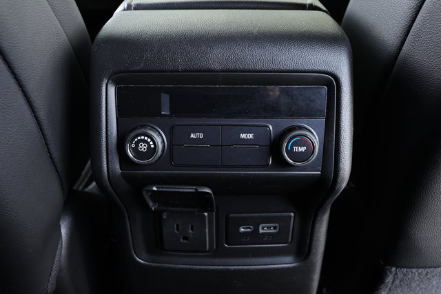 Used 2023 GMC Acadia SLT AWD/4WD image 34