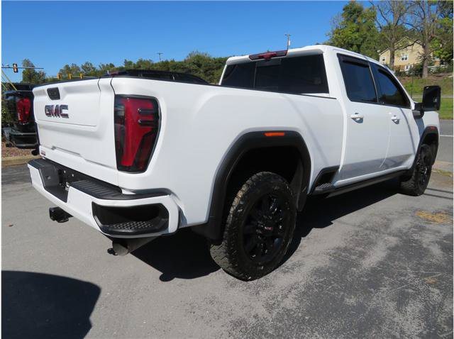 Used 2024 GMC Sierra 2500 AT4 w/ AT4 Premium Plus Package AWD/4WD image 2