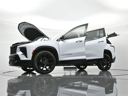 New 2026 Chevrolet Traverse RS FWD image 50