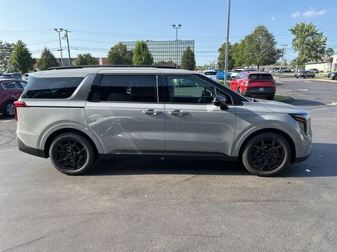 New 2026 Kia Carnival SX Prestige image 5