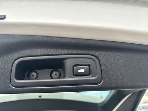 Used 2022 Honda Pilot Special Edition image 12