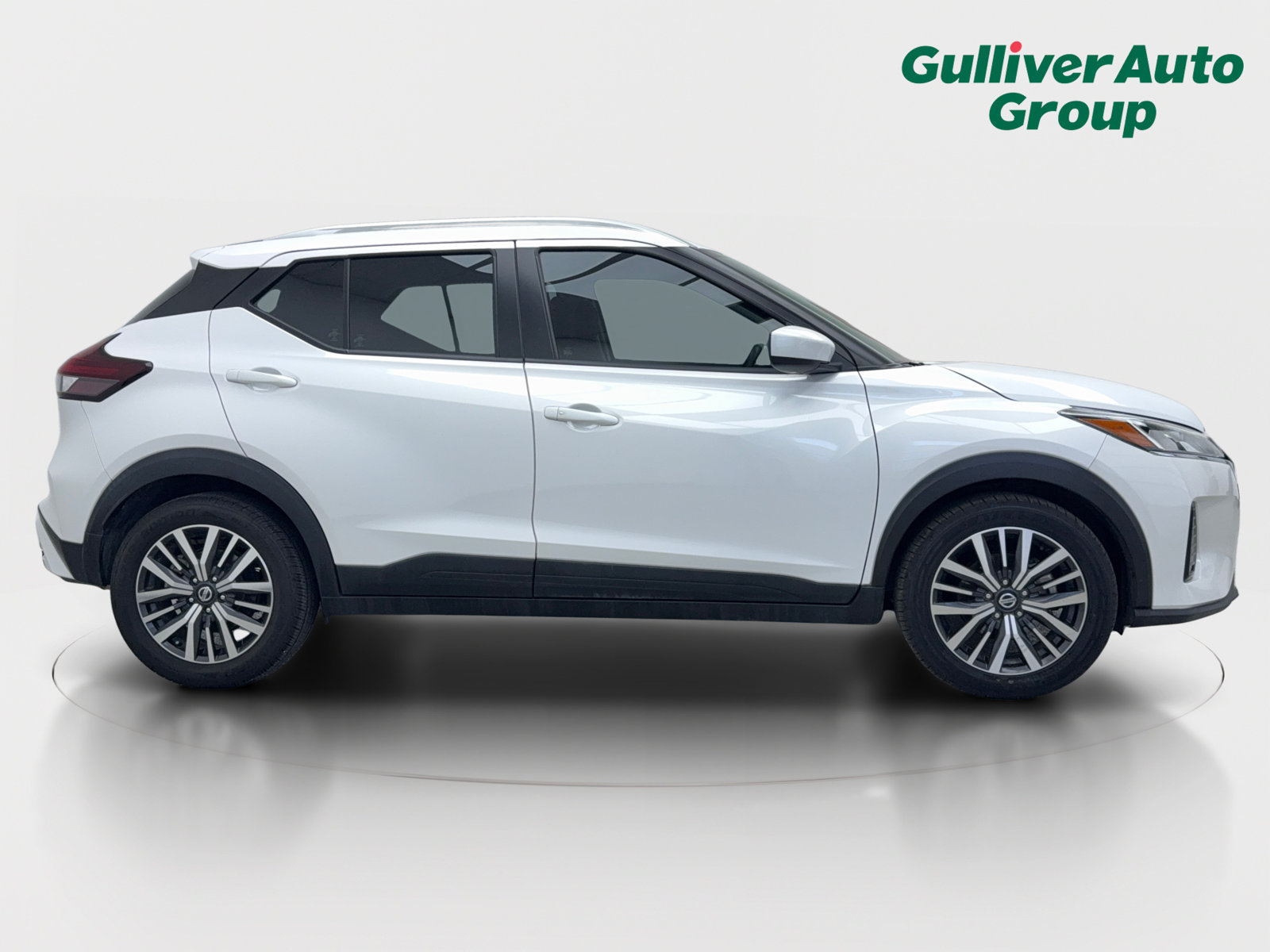 Used 2021 Nissan Kicks SV FWD image 10