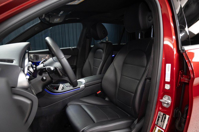 Used 2020 Mercedes-Benz GLC 300 image 11