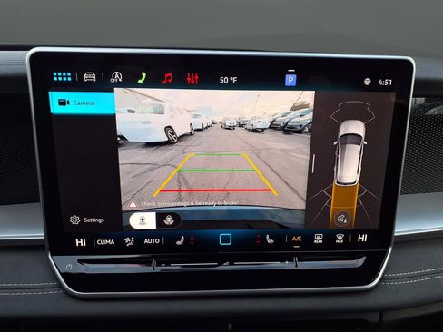 New 2026 Volkswagen Tiguan SE R-Line image 40