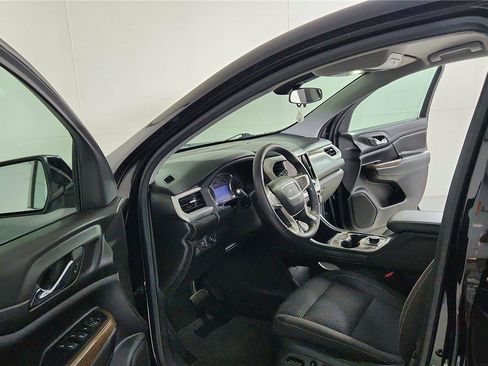 Used 2023 GMC Acadia SLE w/ Driver Convenience Package image 15