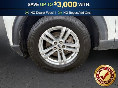 Used 2020 Ford Explorer XLT w/ Equipment Group 202A image 13