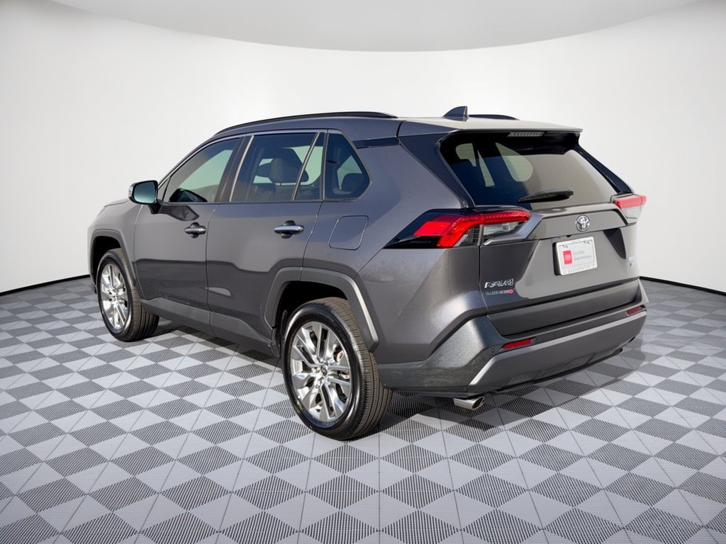Certified 2021 Toyota RAV4 Limited AWD/4WD image 3