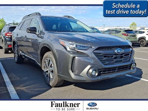Certified 2025 Subaru Outback Premium AWD/4WD image 1