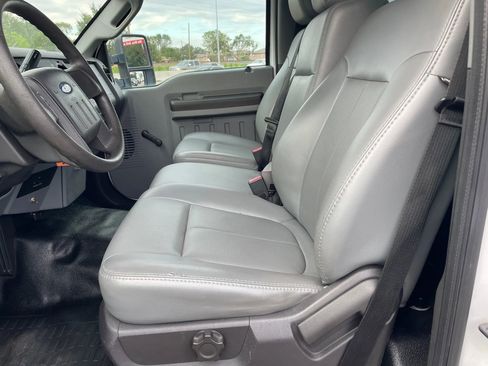 Used 2012 Ford F450 XL w/ XL Value Pkg image 15