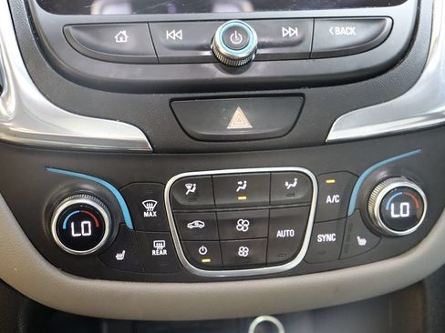 Used 2020 Chevrolet Equinox LT FWD image 52