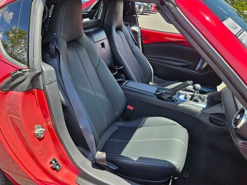 New 2025 MAZDA MX-5 Miata RF Grand Touring image 18