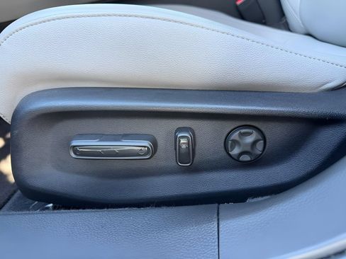 Used 2020 Honda Accord EX-L image 11