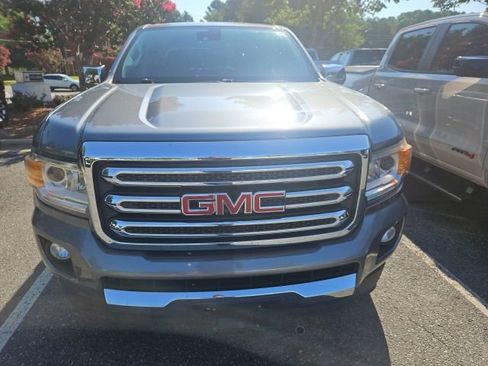 Used 2018 GMC Canyon SLT w/ Driver Alert Package RWD image 2