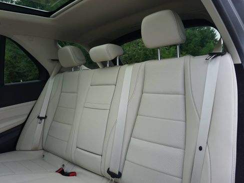 Certified 2024 Mercedes-Benz GLE 450e 4MATIC image 24