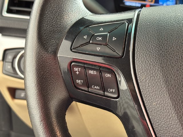 Used 2016 Ford Explorer Limited FWD image 8