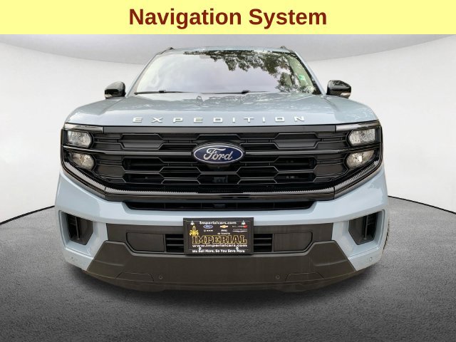 Used 2025 Ford Expedition Active AWD/4WD image 4