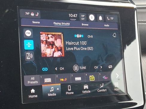 Certified 2024 Jeep Grand Cherokee L Laredo image 17