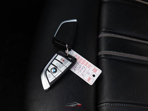 Used 2018 BMW 540i w/ M Sport Package image 52