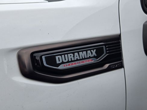 Certified 2024 GMC Sierra 1500 AT4X AWD/4WD image 5