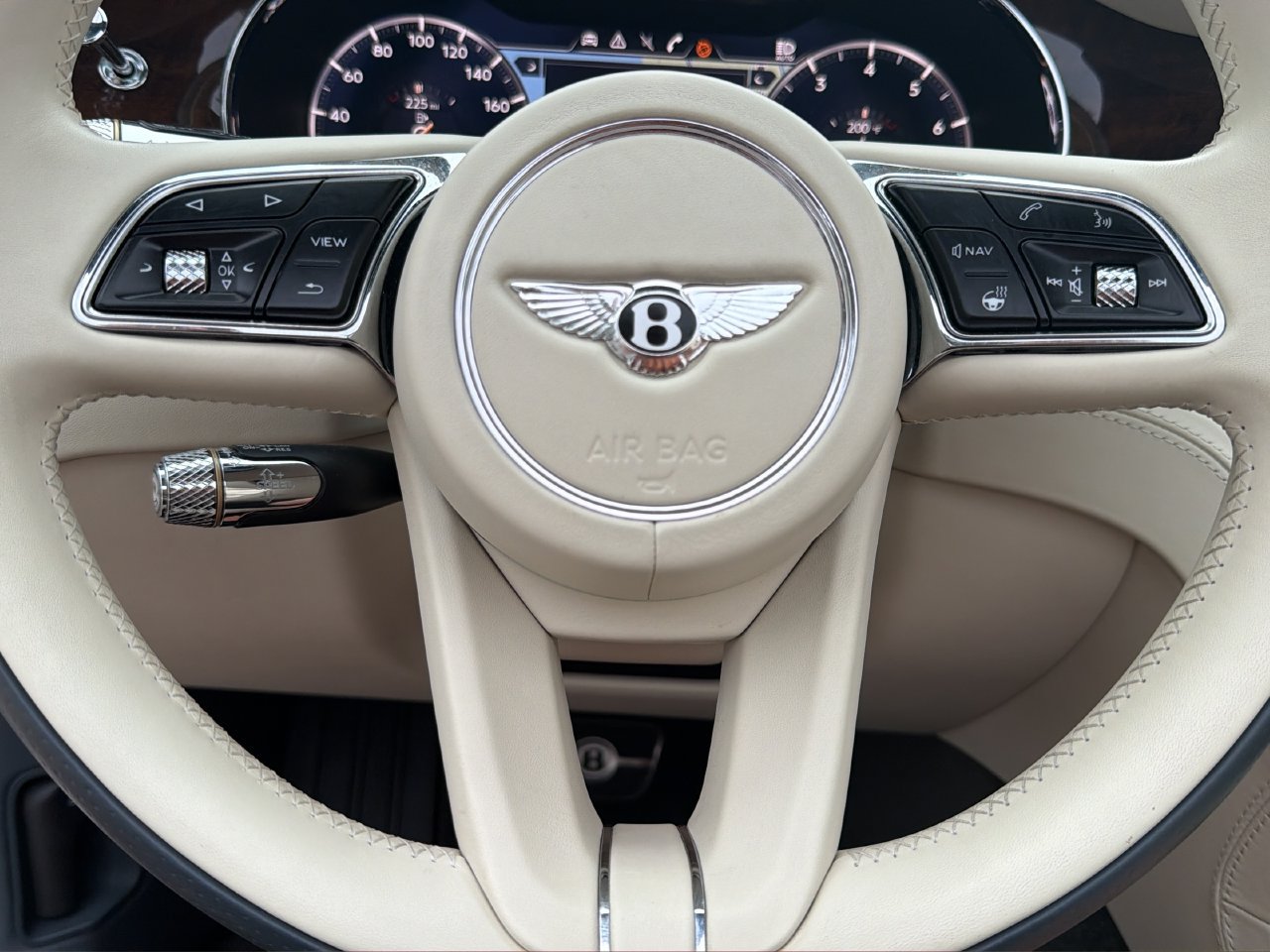 Certified 2022 Bentley Continental GT AWD/4WD image 24