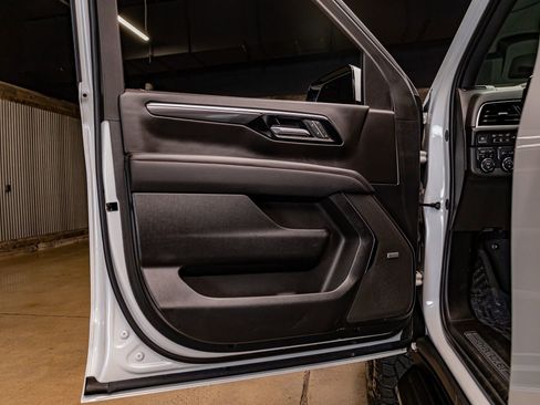 Used 2025 Chevrolet Tahoe RST w/ RST Capability Package image 30