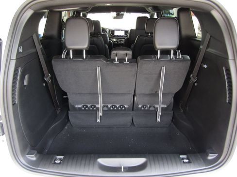 New 2027 Chrysler Pacifica Select AWD/4WD image 34
