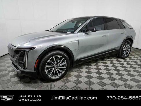 Used 2024 Cadillac Lyriq Sport AWD/4WD image 27