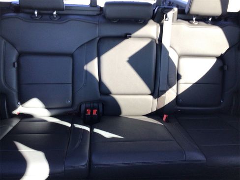 Used 2023 GMC Sierra 1500 SLT w/ SLT Premium Package image 15